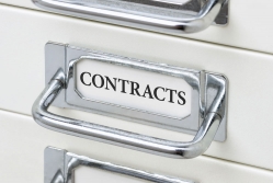 Most employees never read their contracts